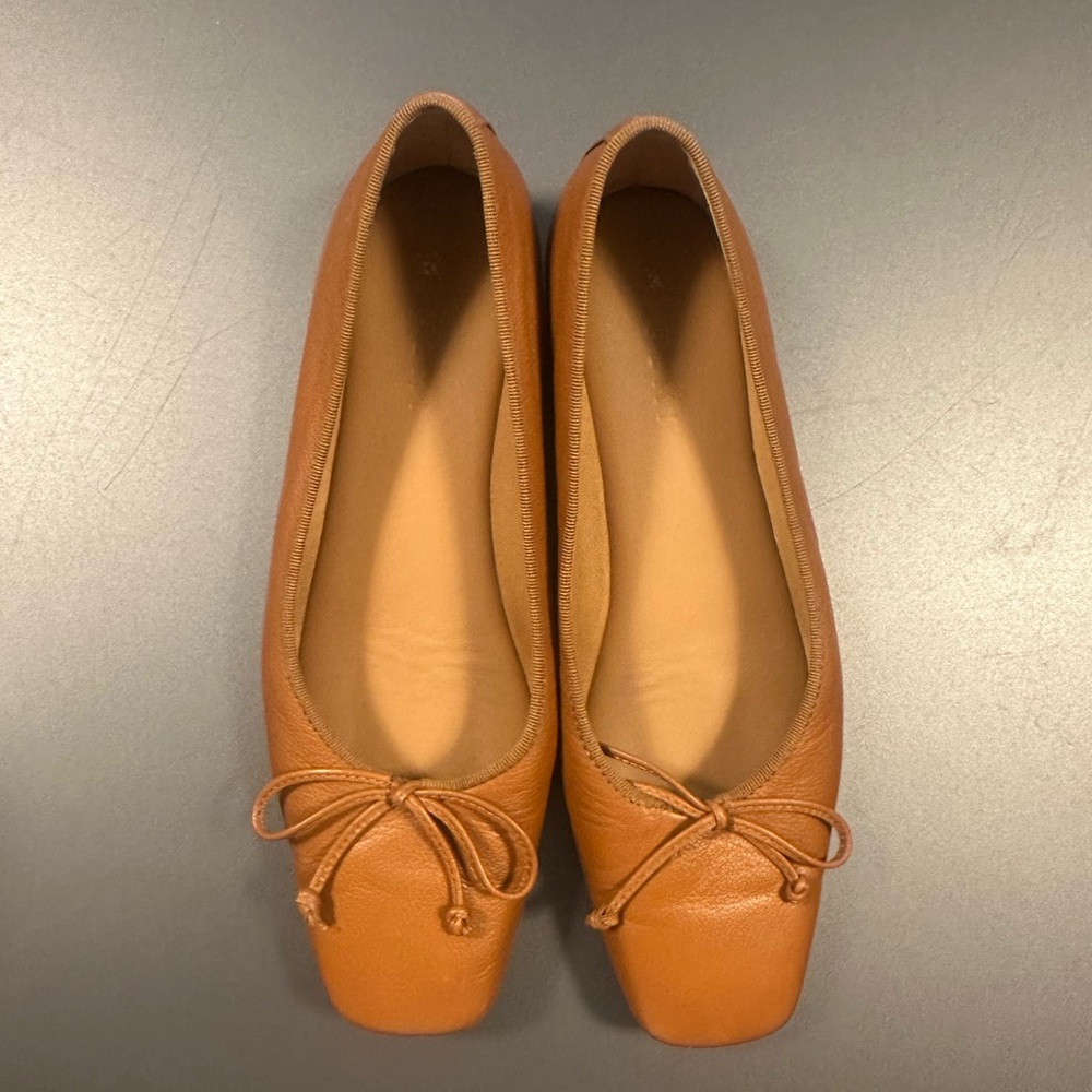 Women's Tan Leather Flats - Classic Slip-On Loafers